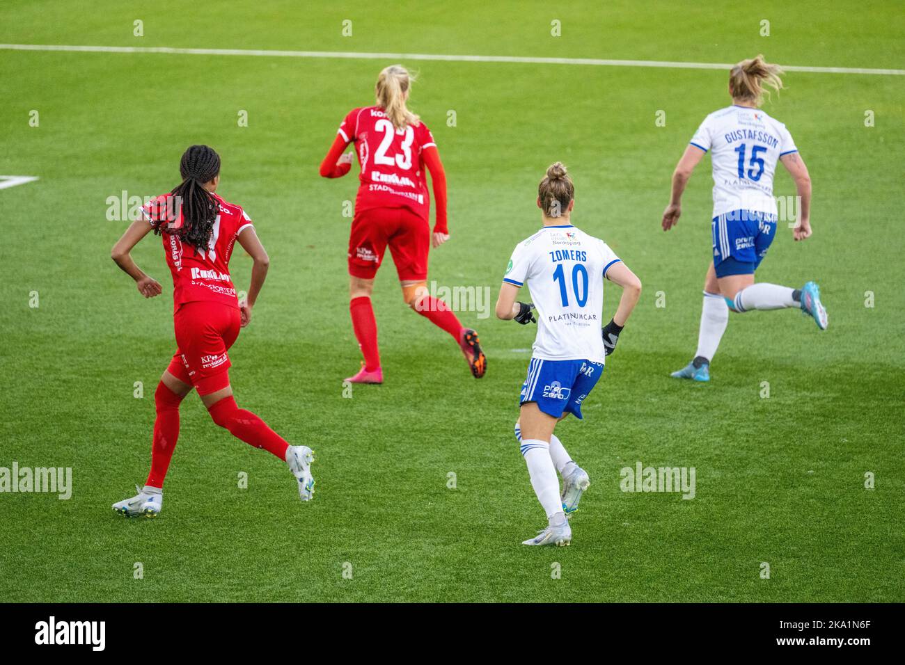 Historisches Damen-Fußballspiel in der Platinumcars Arena in Norrköping zwischen IFK Norrköping und Bergdalens IK im schwedischen Elitettan der zweiten Klasse. Stockfoto