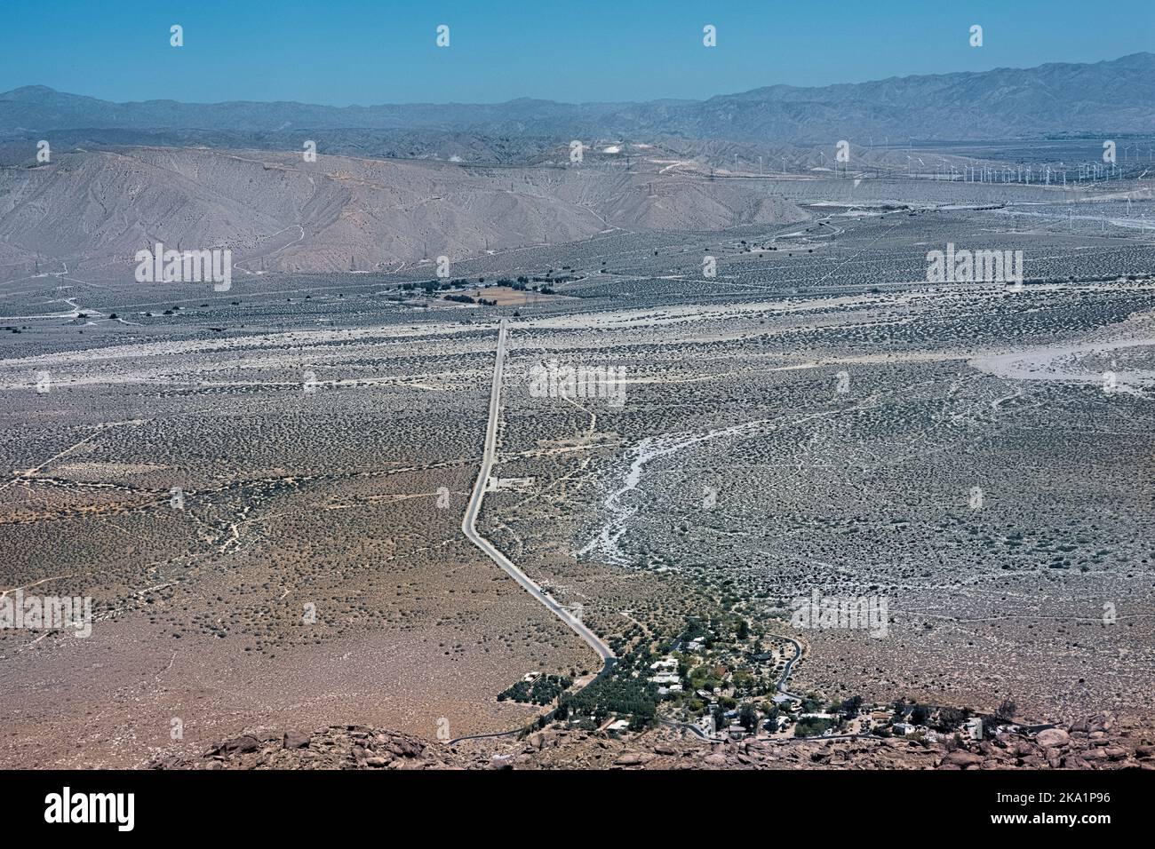 Abfahrt zur Interstate 10 auf dem Pacific Crest Trail, Palm Springs, Kalifornien, USA Stockfoto
