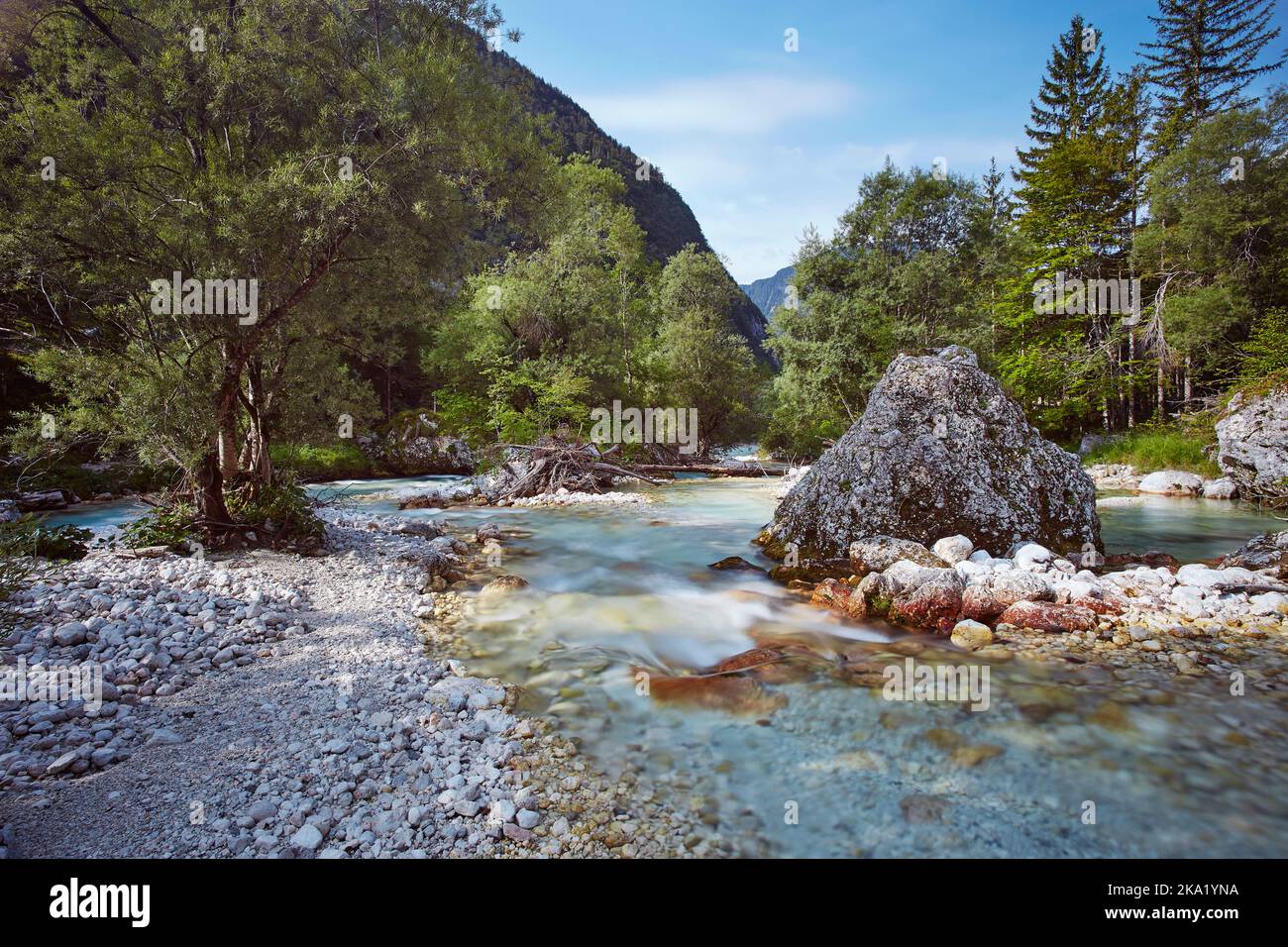 Einer der letzten wilden Flüsse Europas, der Soca Stockfoto