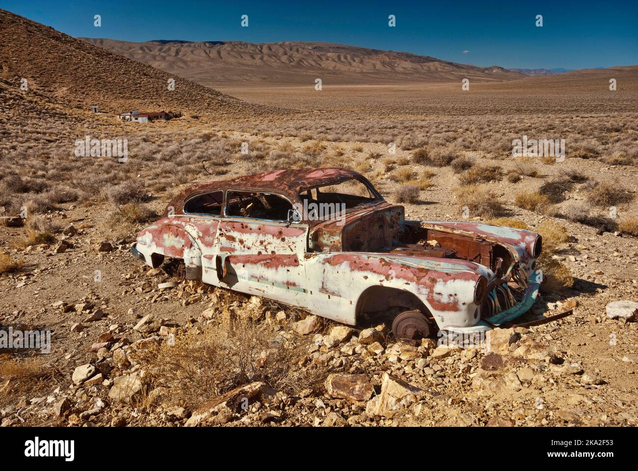 Autowrack im Aquereberry Camp in der Eureka Mine, Mojave Desert, Death Valley National Park, Kalifornien, USA Stockfoto