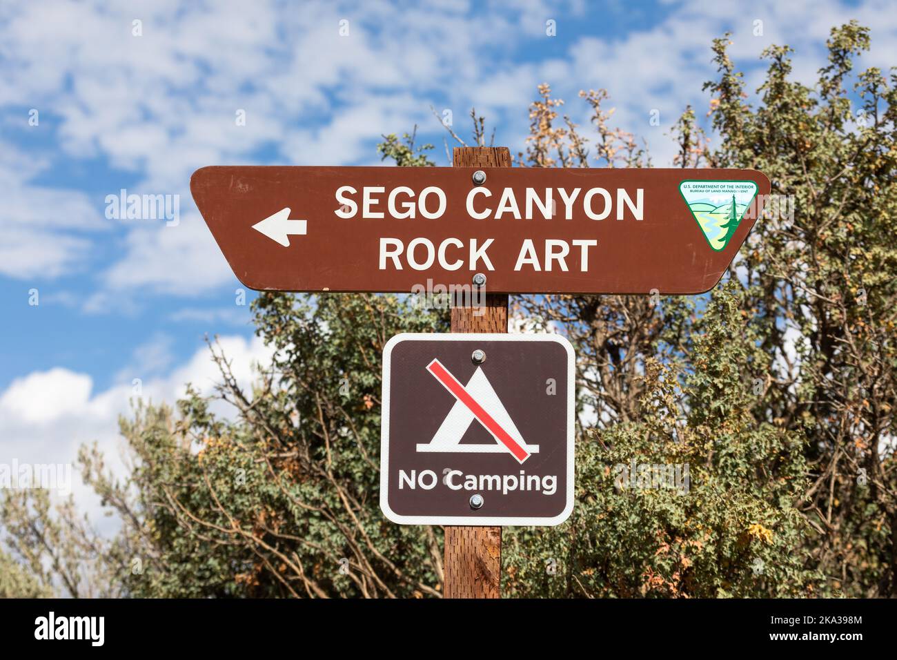 Eintritt zur Felskunst-Petroglyph-Stätte des Sego Canyon in Utah Stockfoto