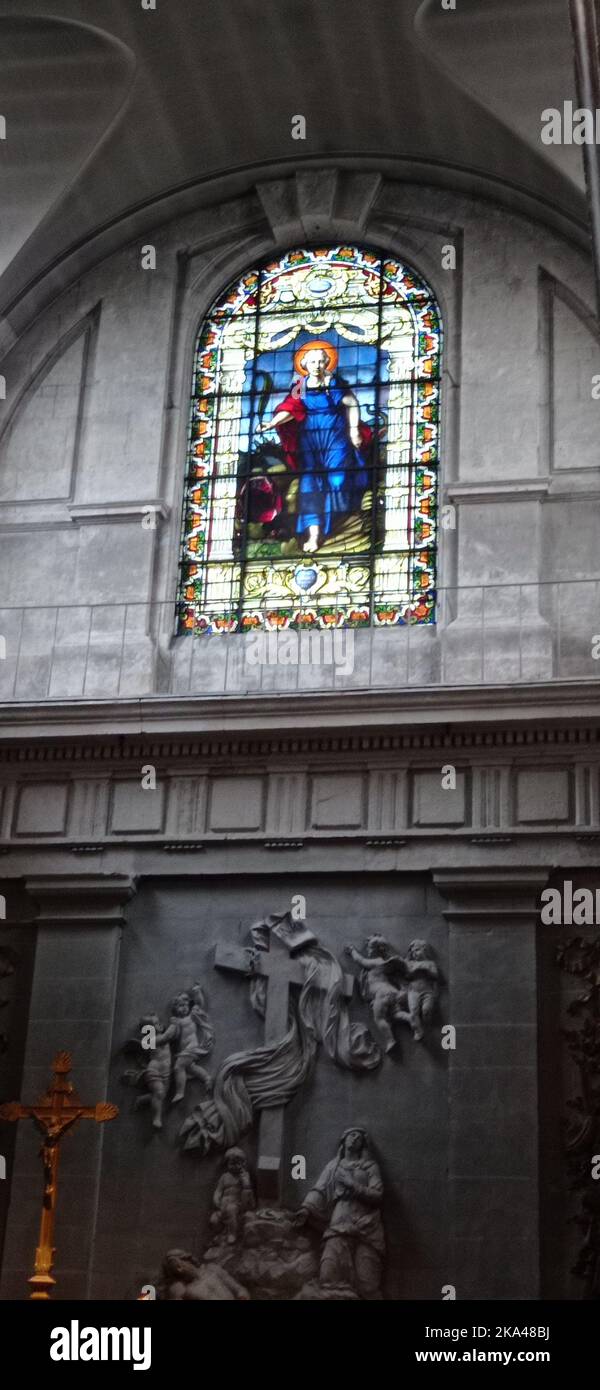 L'église Sainte-Marguerite est une église de culte catholique romain datant du XXVIie siècle, située 36, rue Saint-Bernard dans le 11e Arrondissement Stockfoto