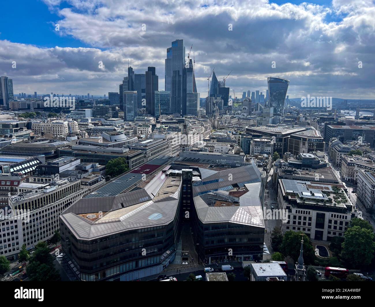 Skyline des Finanzdistrikts und Canary Wharf, London, England, Großbritannien Stockfoto