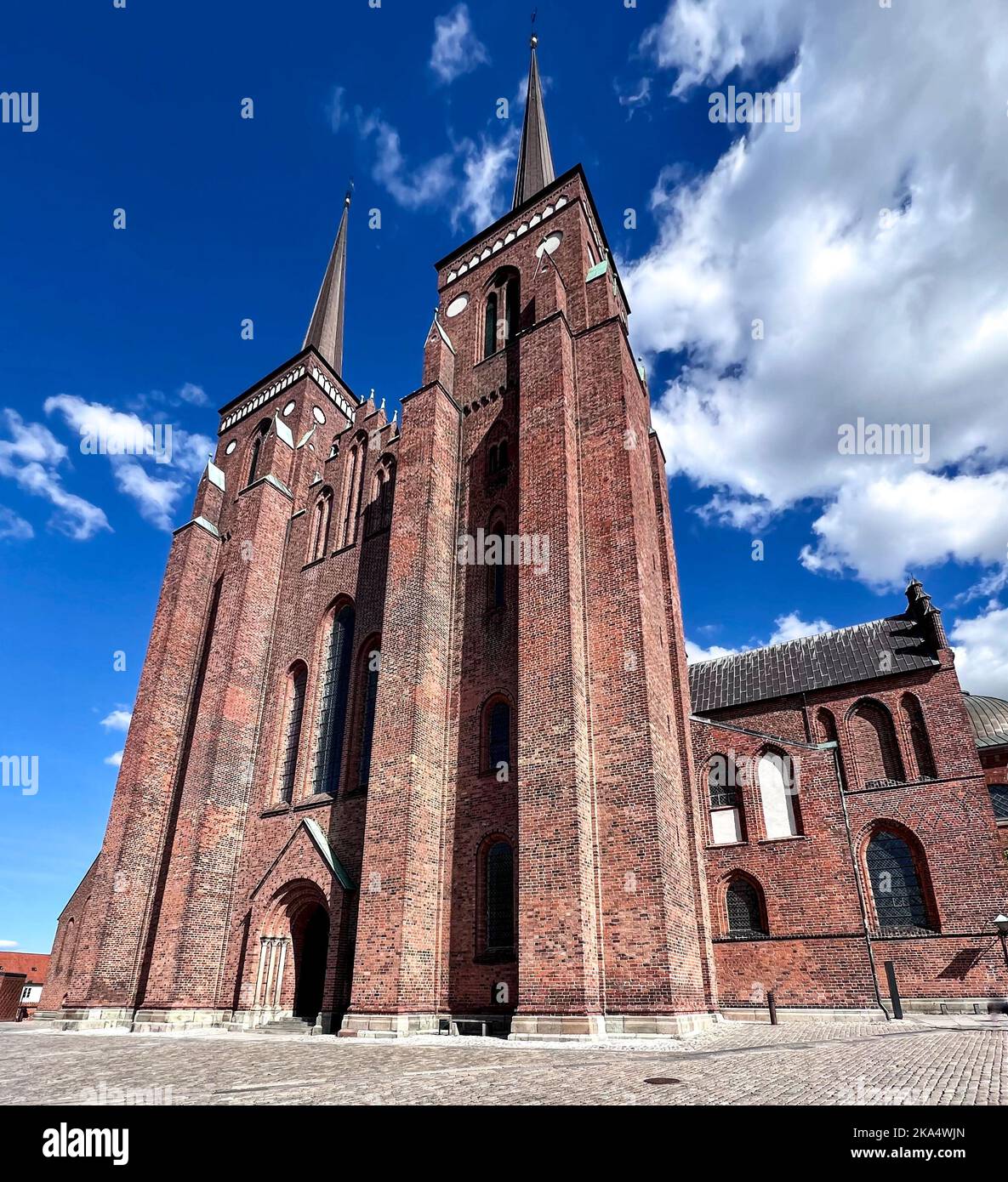 Nahaufnahme der Fassade der Kathedrale von Roskilde, Roskilde, Seeland, Dänemark Stockfoto