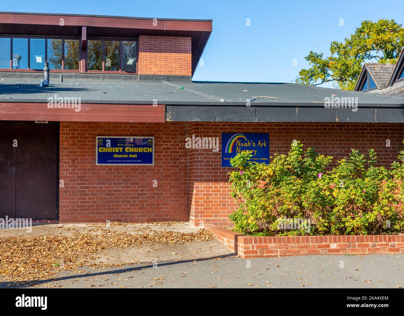 Church Hall & Nursery am Matchborough Way, Redditch, Worcestershire. Stockfoto