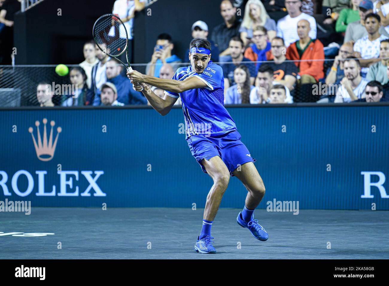 Paris, Frankreich. Am 31. Oktober 2022 wurde Lorenzo Sonego aus Italien während des Rolex Paris Masters, ATP Masters 1000 Tennisturniers, am 31. Oktober 2022 in der Accor Arena in Paris, Frankreich, vertreten. Foto von Victor Joly/ABACAPRESS.COM Stockfoto