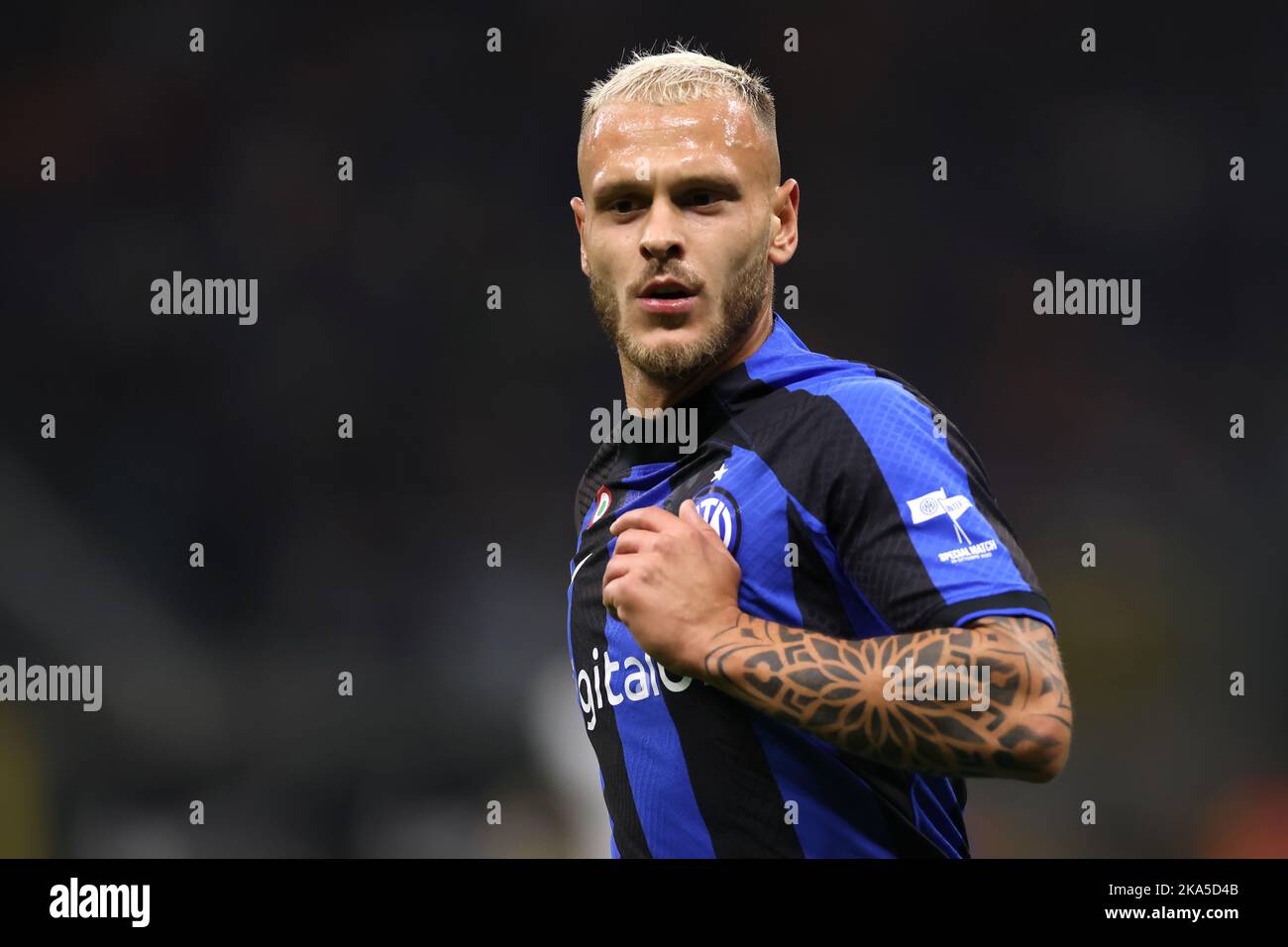 Mailand, Italien, 29.. Oktober 2022. Federico Dimarco vom FC Internazionale beim Spiel der Serie A in Giuseppe Meazza, Mailand. Bildnachweis sollte lauten: Jonathan Moscrop / Sportimage Stockfoto