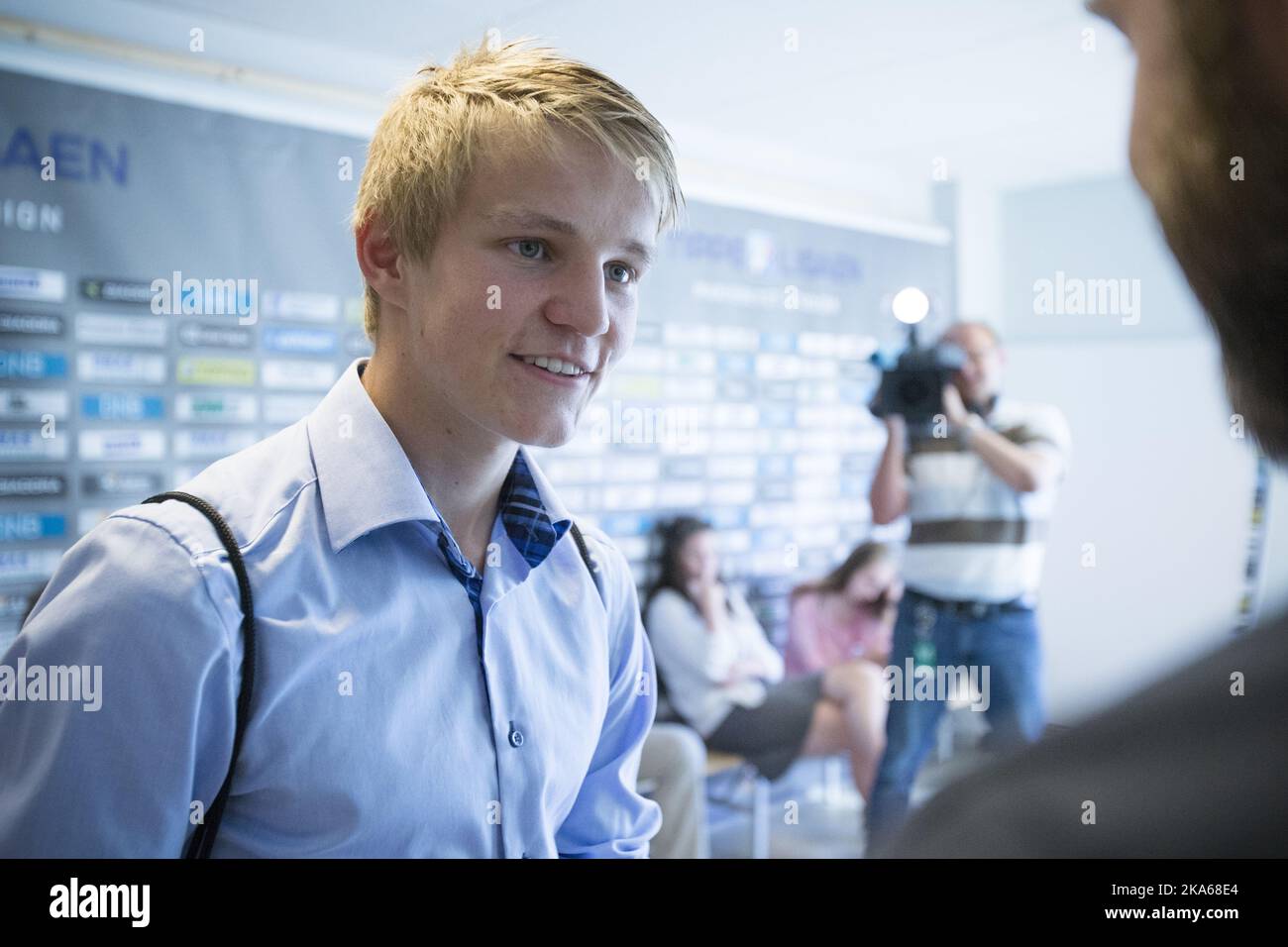 Martin Odegaard wird der jüngste Spieler, der Norwegen vertritt, wenn er die Vereinigten Arabischen Emirate am Mittwoch in Stavanger in einem Freundschaftsspieler trifft. Der 15-Jährige hat mit seinen Leistungen für den Meister Stromsgodset in dieser Saison beeindruckt und wurde vom norwegischen Trainer per-Mathias Hogmo für das Spiel am 27. August ausgewählt. Im Bild: Martin Odegaard. Foto: Audun Braastad/NTB Scanpix Stockfoto