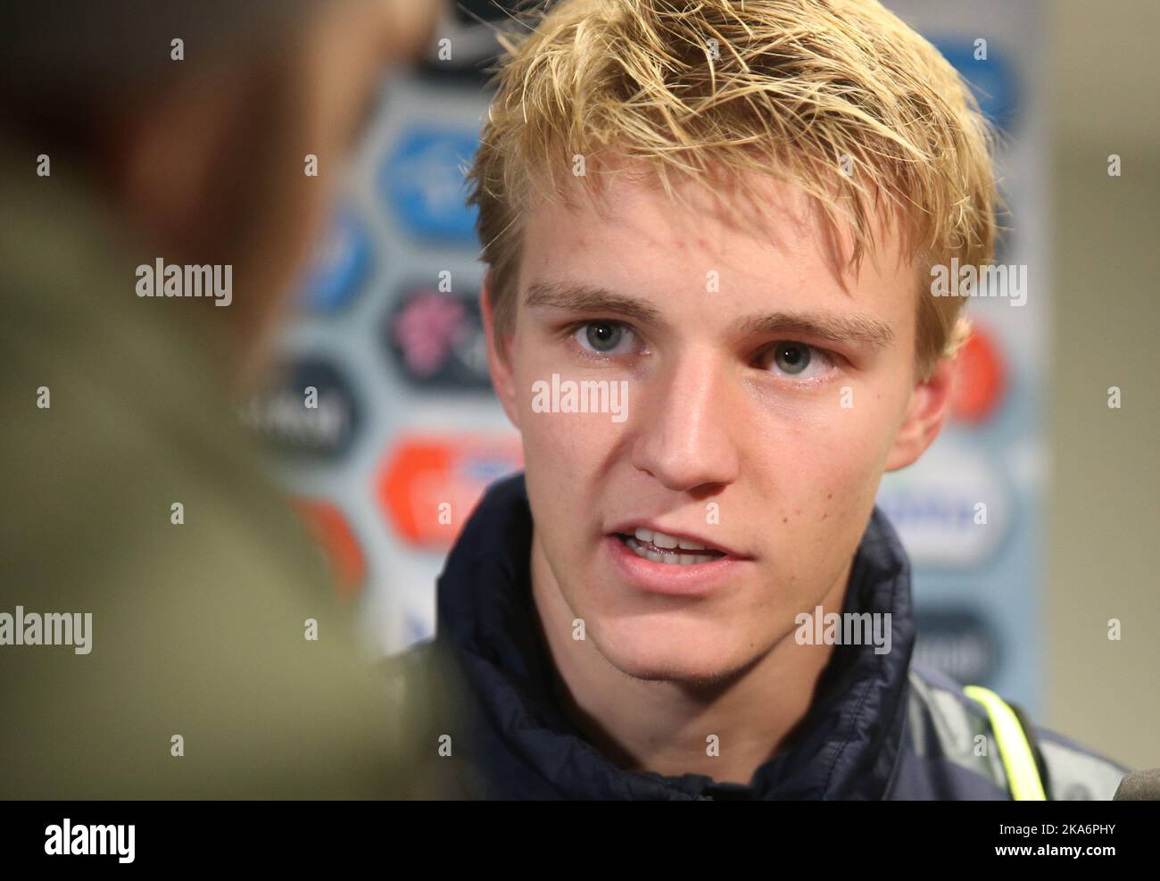 DRAMMEN 20161115. Ein enttäuschter Martin Oedegaard nach dem UEFA-Qualifikationsspiel der U-21-Europameisterschaft zwischen Norwegen und Serbien im Marienlyst-Stadion, das 1:0 endete. Foto: Berit Roald / NTB scanpix Stockfoto