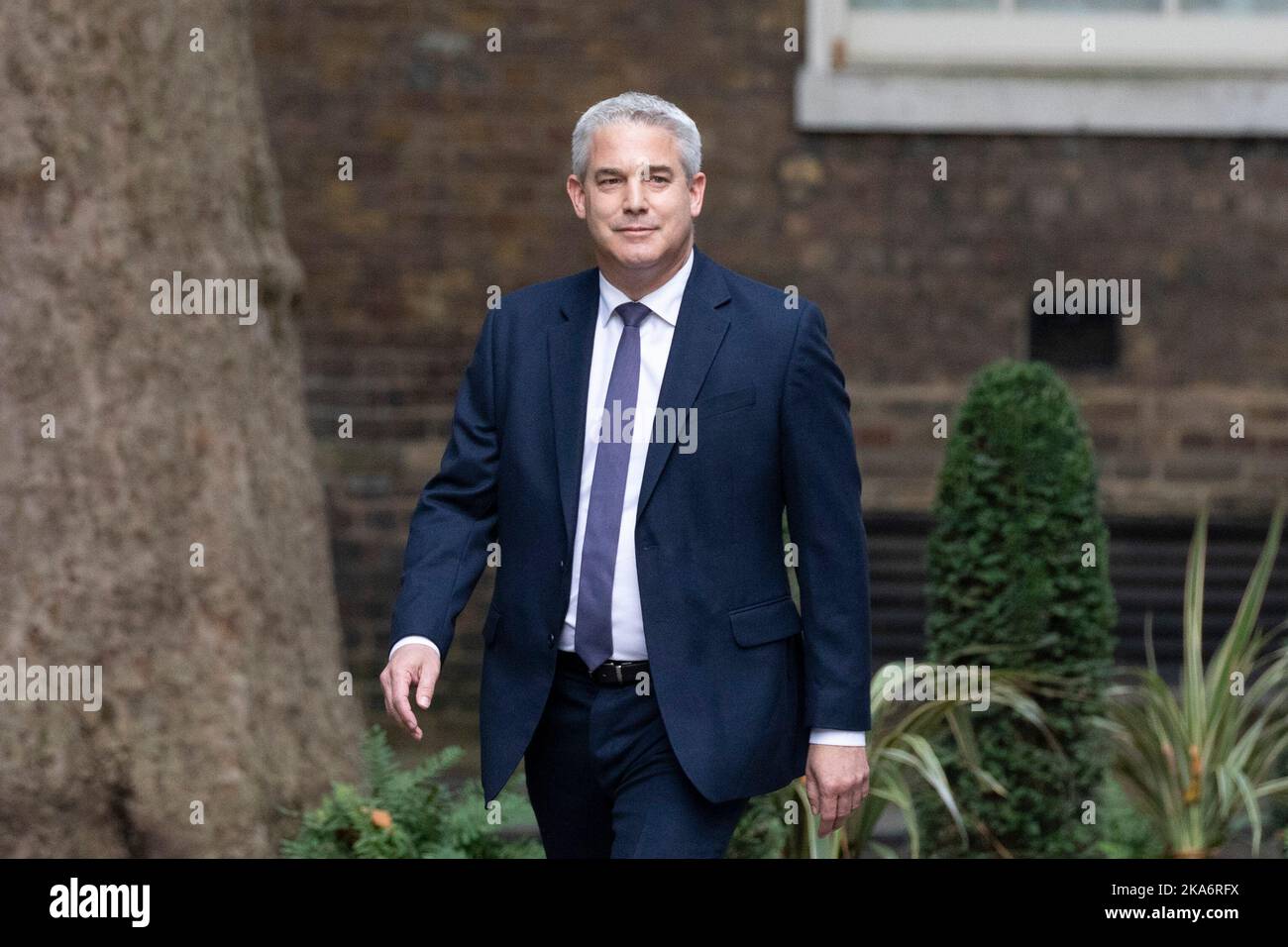 Steve Barclay kommt heute Nachmittag in der Downing Street an, während Premierminister Rishi versenkte und seine Kabinettsminister ernennt. Bild auf 25 aufgenommen Stockfoto