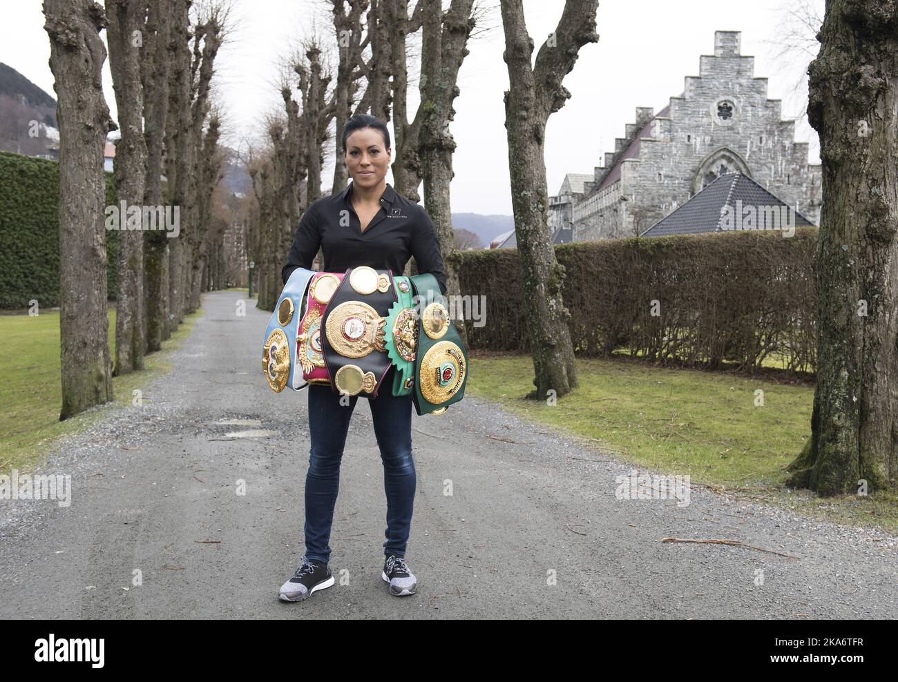 Bergen, Norwegen 20170228. Die weltbeste Boxerin Cecilia Braekhus wird am 9. Juni in Bergen gegen die Argentinierin Erica Farias kämpfen. Foto: Marit Hommedaille / NTB scanpix Stockfoto