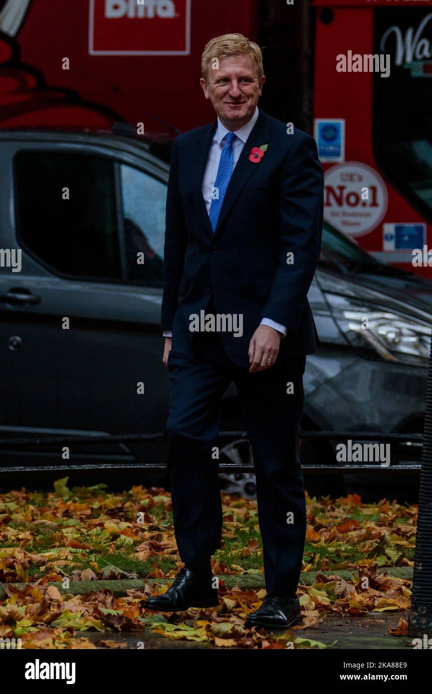 Downing Street, London, Großbritannien. 1.. November 2022. Oliver Dowden, Kanzler des Herzogtums Lancaster, nimmt an der wöchentlichen Kabinettssitzung in der Downing Street 10 Teil. Foto von Amanda Rose/Alamy Live News Stockfoto