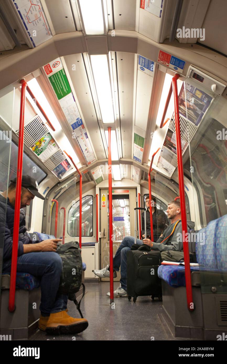 Passagiere London Underground Train Stockfoto