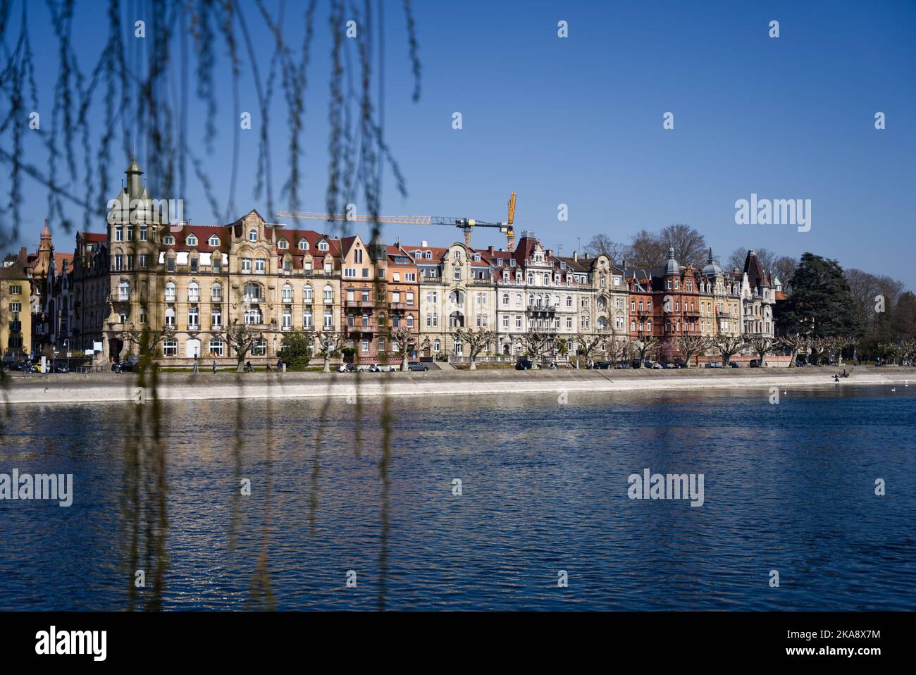 Die schönen historischen Gebäude von Konstanz, einem Vorort in Baden-Württemberg, Deutschland Stockfoto