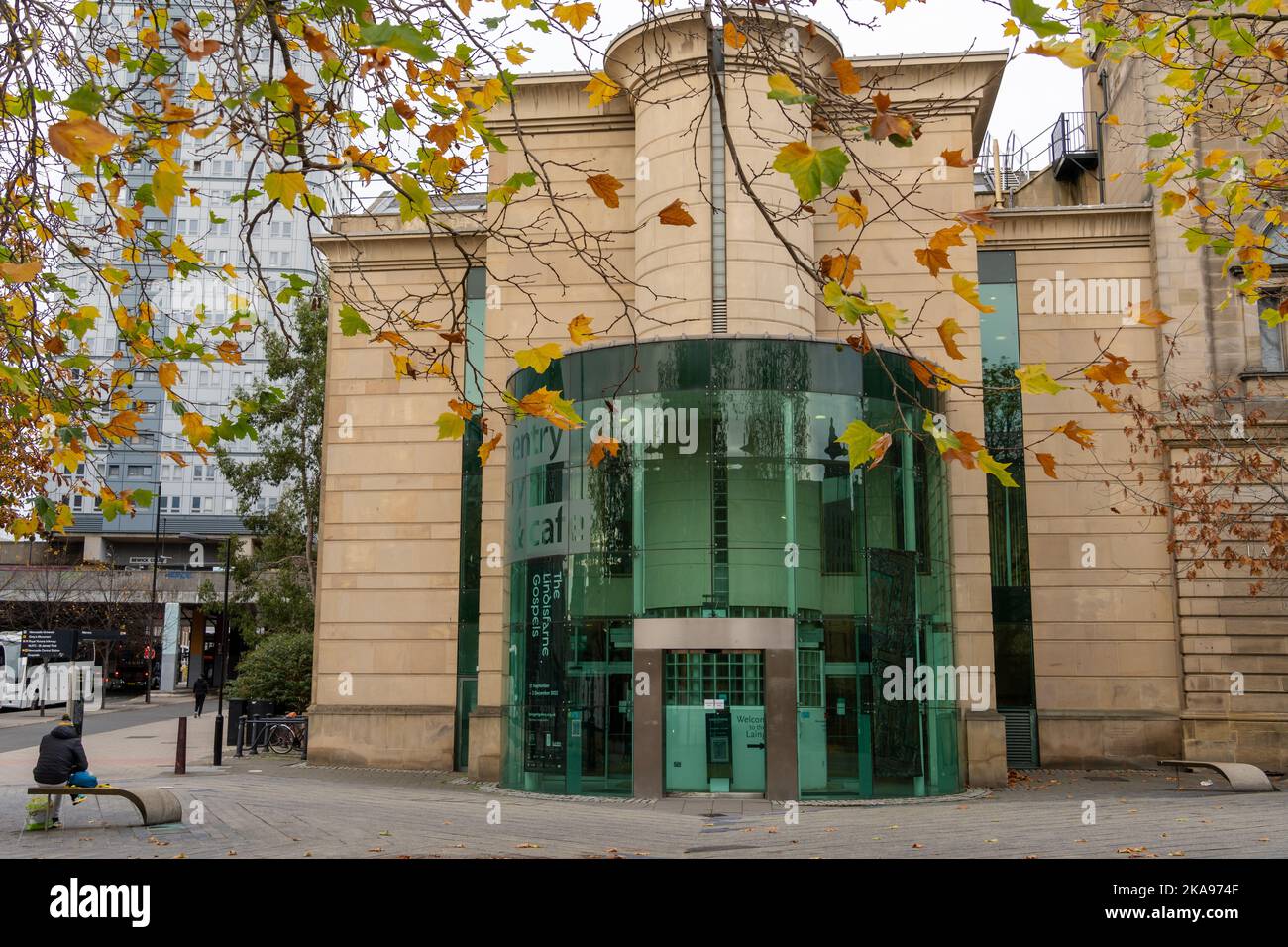 Ein Straßenblick auf die Laing Art Gallery in der Stadt Newcastle upon Tyne, Großbritannien. Stockfoto