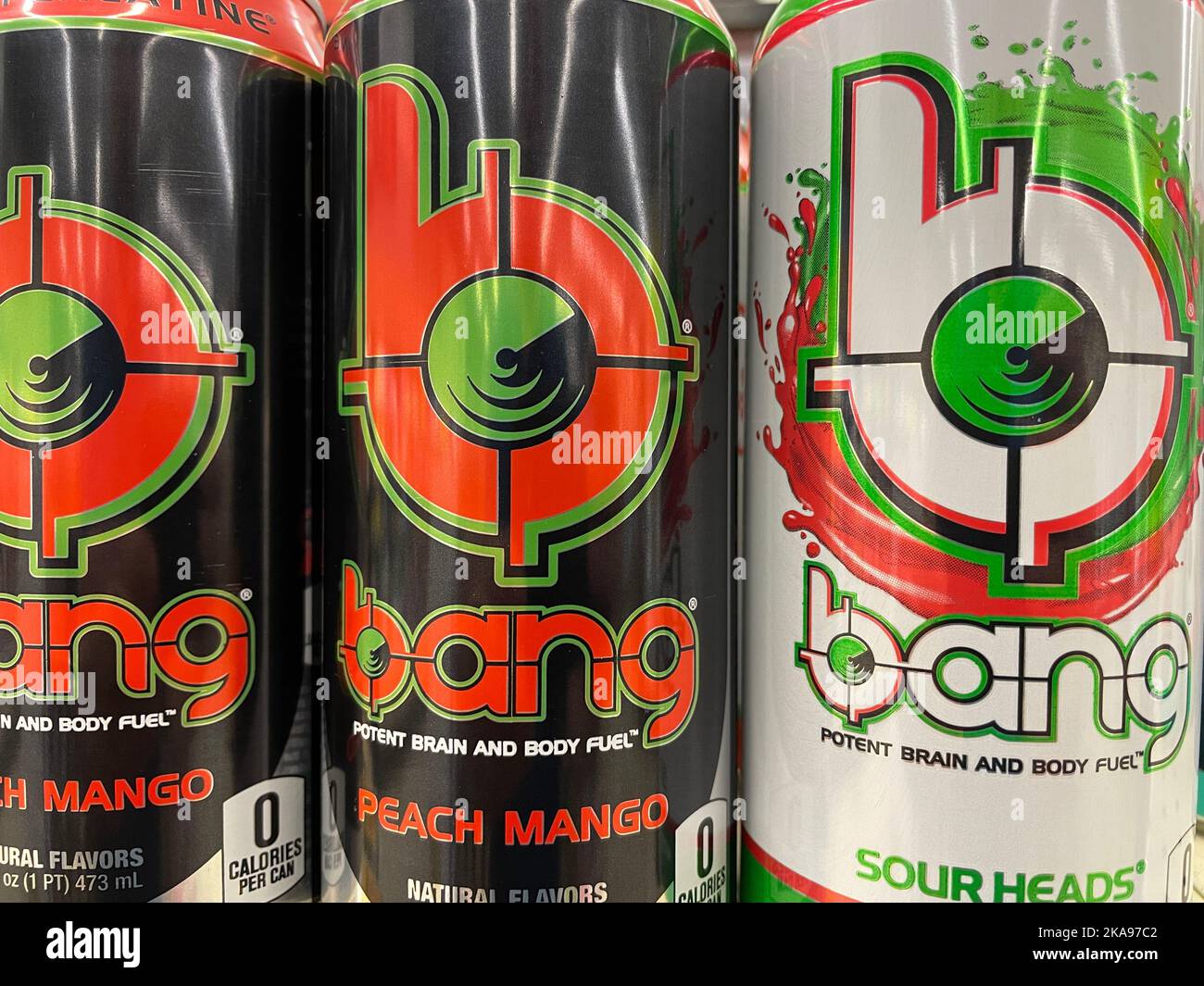 Augusta, GA USA - 04 21 22: Ladengeschäft Getränke Bang Energy Drink Stockfoto