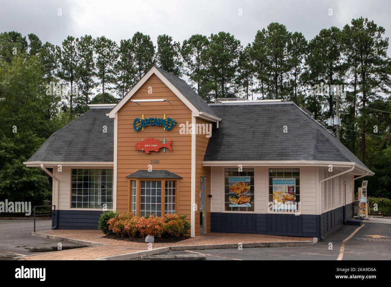 Augusta, GA USA - 07 19 21: Captain D's Restaurant Hwy 1 Stockfoto