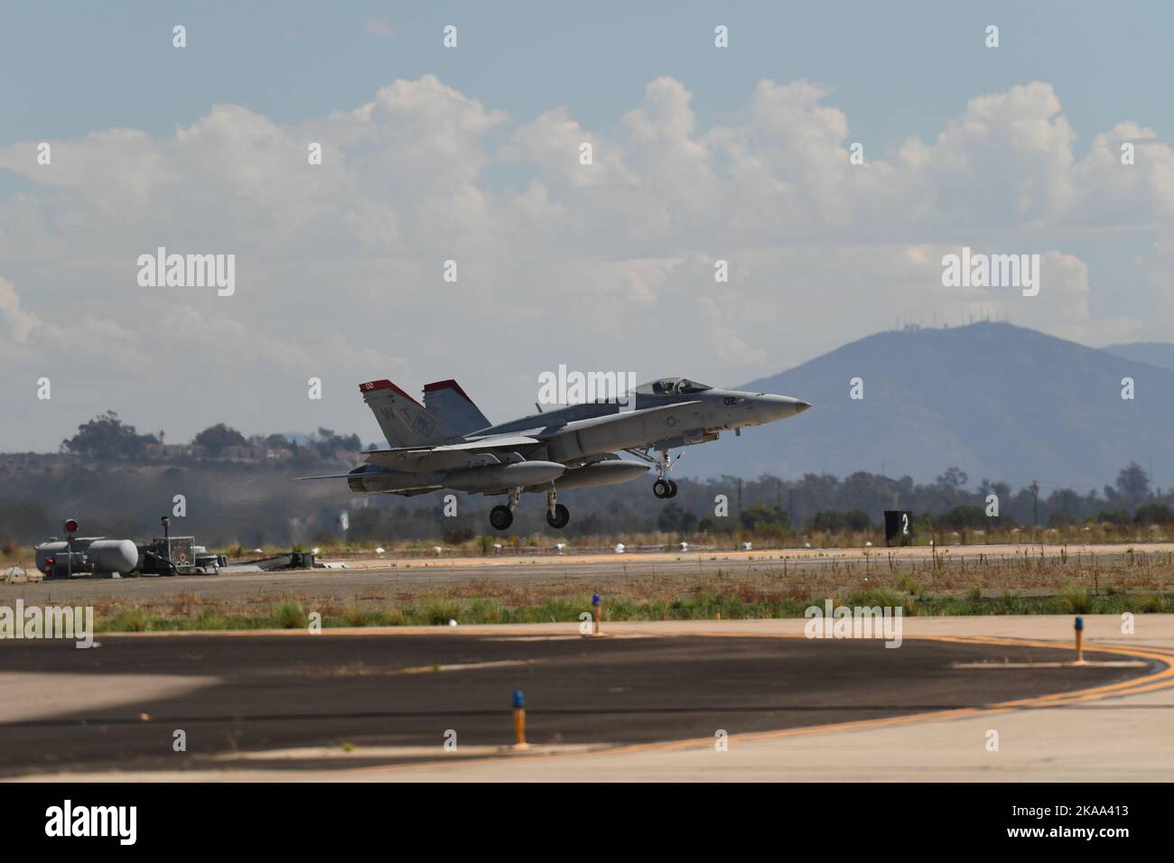 USMC F/A-18C von VMFA-232 landet bei MCAS Miramar in San Diego, Kalifornien Stockfoto