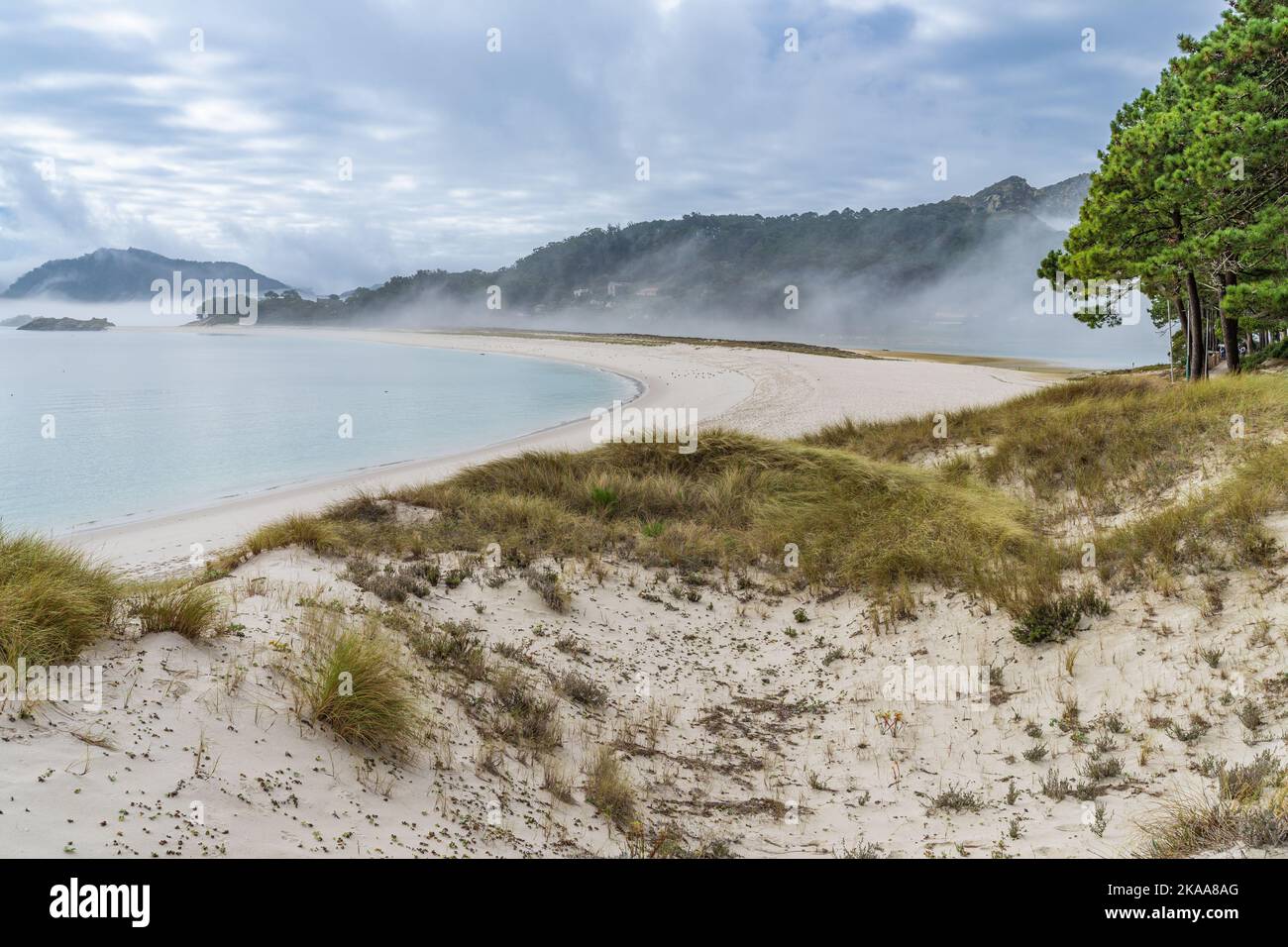 Schöner Strand von Rodas, auf den Cies-Inseln in Galicien, Spanien. Stockfoto
