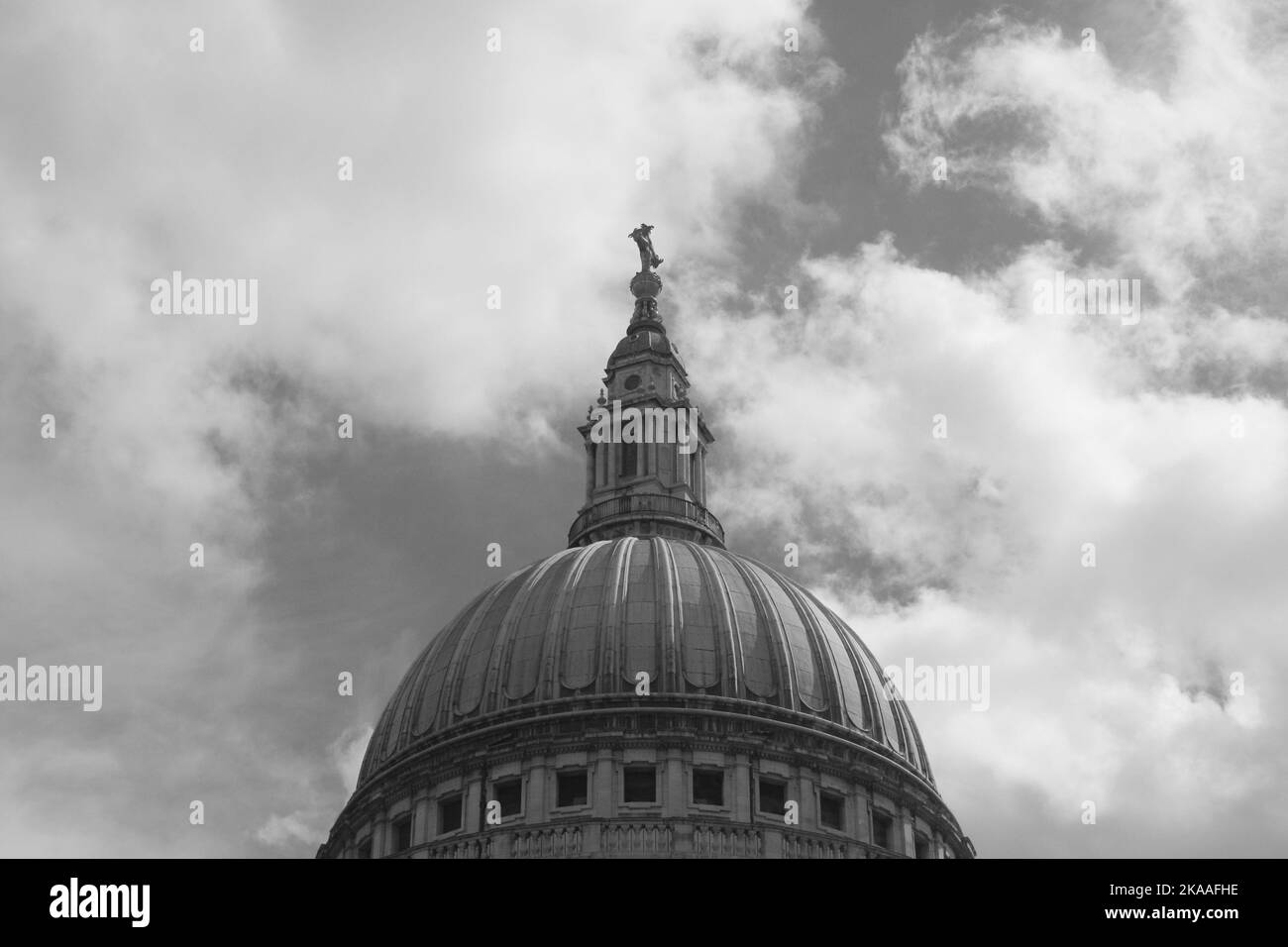 Schwarz und Weiß, bewölkt, St. Paul's Stockfoto