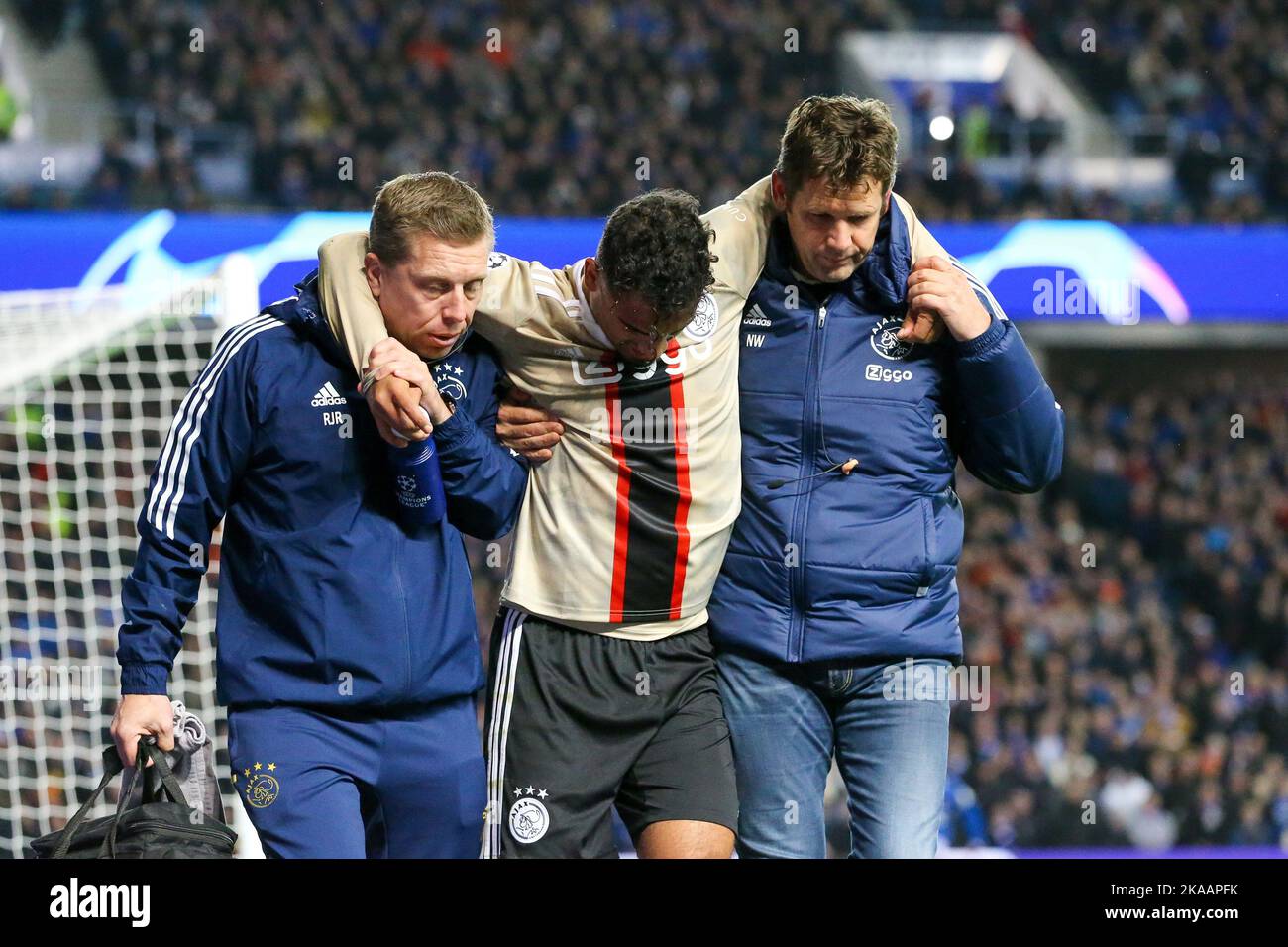 Glasgow, Großbritannien. 01.. November 2022. Die Rangers spielten Ajax in der UEFA Champions League Group Ein Spieltag sechs im Ibrox-Stadion, der Heimat der Rangers. Das Endergebnis war Rangers 1, Ajax 3. Tavernier erzielte für die Rangers eine Strafe (87 Minuten) und die Torschützen für Ajax waren Berghuis (4 Minuten), Kudus (29 Minuten) und Fernandes da Conceigao (89 Minuten). Die Rangers werden nun aus der Konkurrenz ausgeschieden. Kredit; Kredit: Findlay/Alamy Live Nachrichten Stockfoto