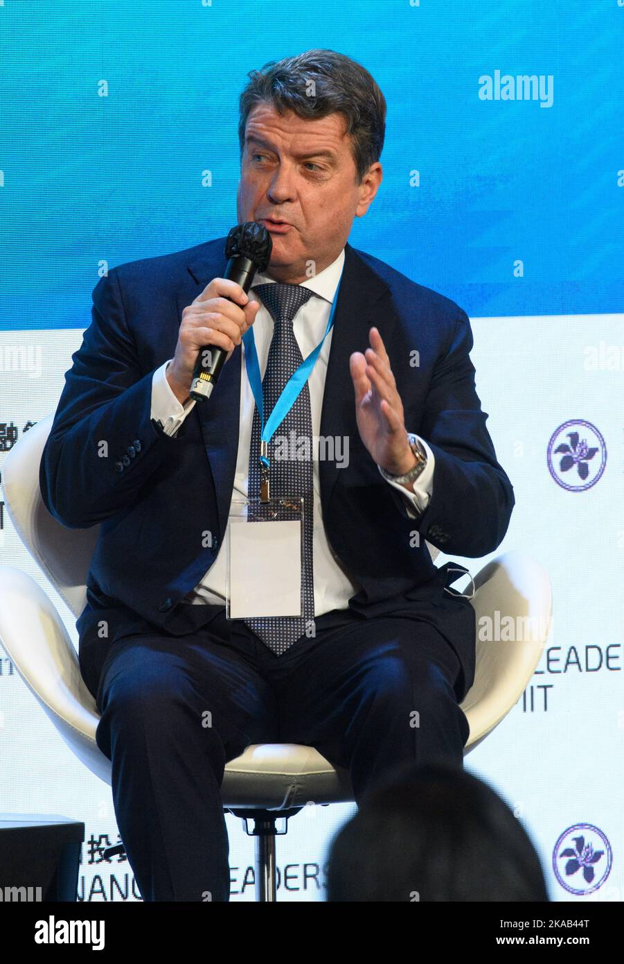 2. November 2022, Hongkong, Hongkong, SAR, China: Global Financial Leaders' Investment Summit: Navigieren durch die Unsicherheit COLM KELLEHER Chairman's UBS Group ab (Bildnachweis: © Jayne Russell/ZUMA Press Wire) Stockfoto