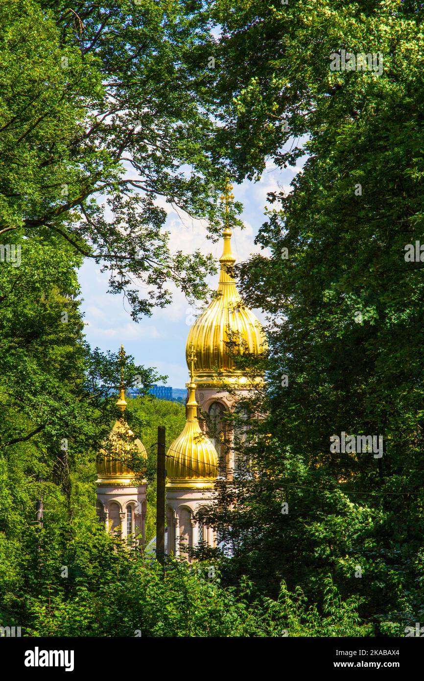 Berühmte russisch-orthodoxe Kirche auf dem Neroberg in Wiesbaden, Deutschland Stockfoto