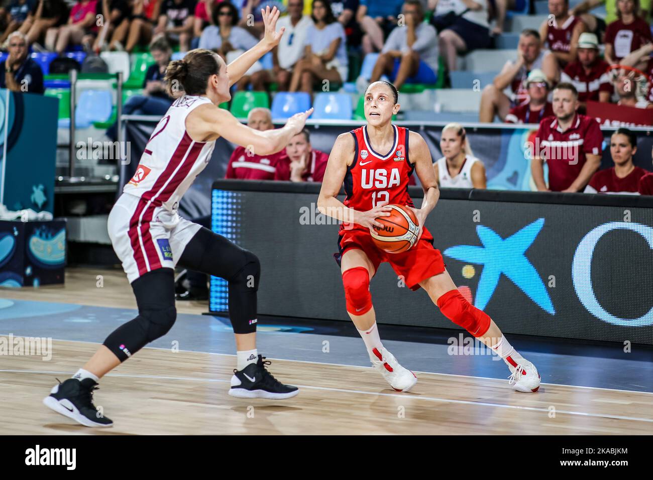 Spanien, Teneriffa, 25. September 2018: Die amerikanische Basketballspielerin Diana Taurasi ist während der FIBA Frauen-Basketball-Weltmeisterschaft im Einsatz Stockfoto
