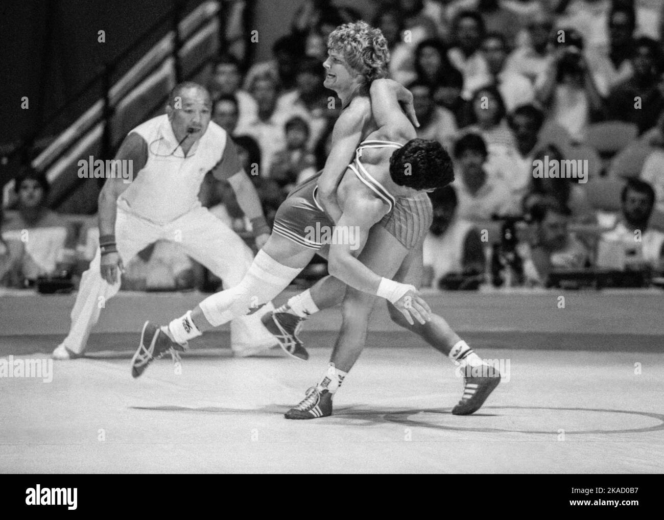 OLYMPIC SUMMERGAMES IN LOS ANGELES USA 1984Roger Tallroth Schweden gegen Marcial Mischler Frankreich im Welter wiegen Stockfoto