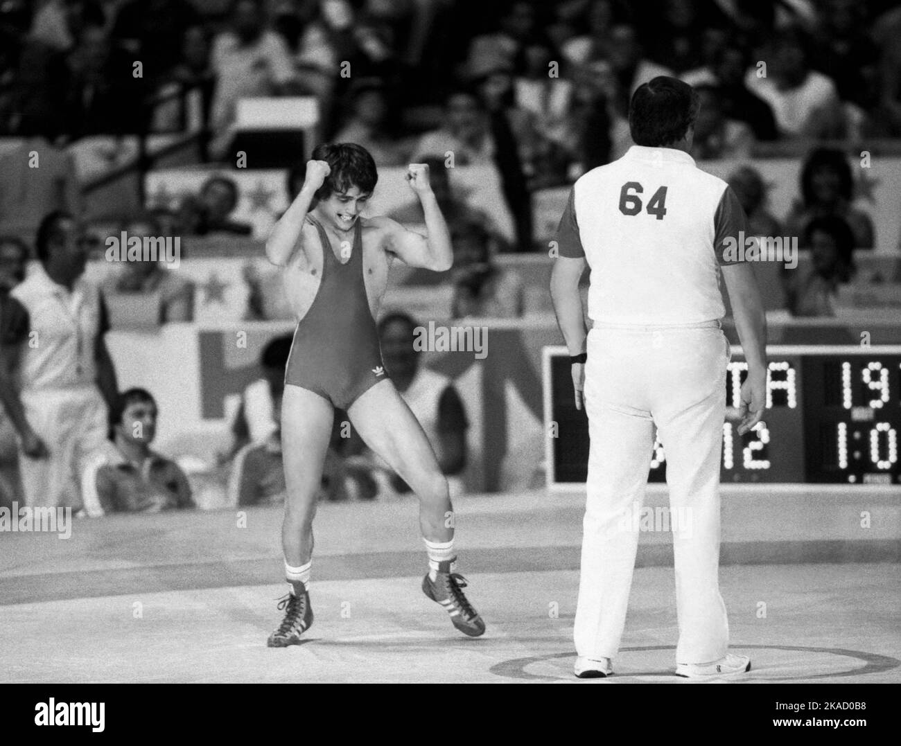 OLYMPIC SUMMERGAMES IN LOS ANGELES USA 1984 Vincent Maenza Italien gewinnt leichtes Fliegengewicht Stockfoto