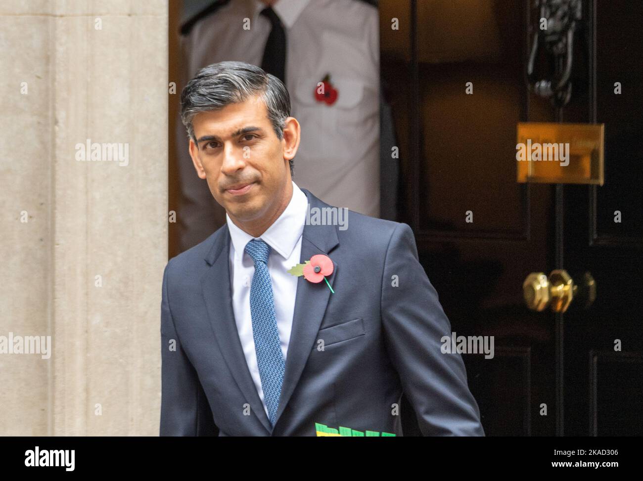 London, Großbritannien. 2.. November 2022. Der Premierminister Rishi Sunak verlässt die Downing Street 10, um die Fragestunde der Premierminister zu beantworten. Kredit: Ian Davidson/Alamy Live Nachrichten Stockfoto