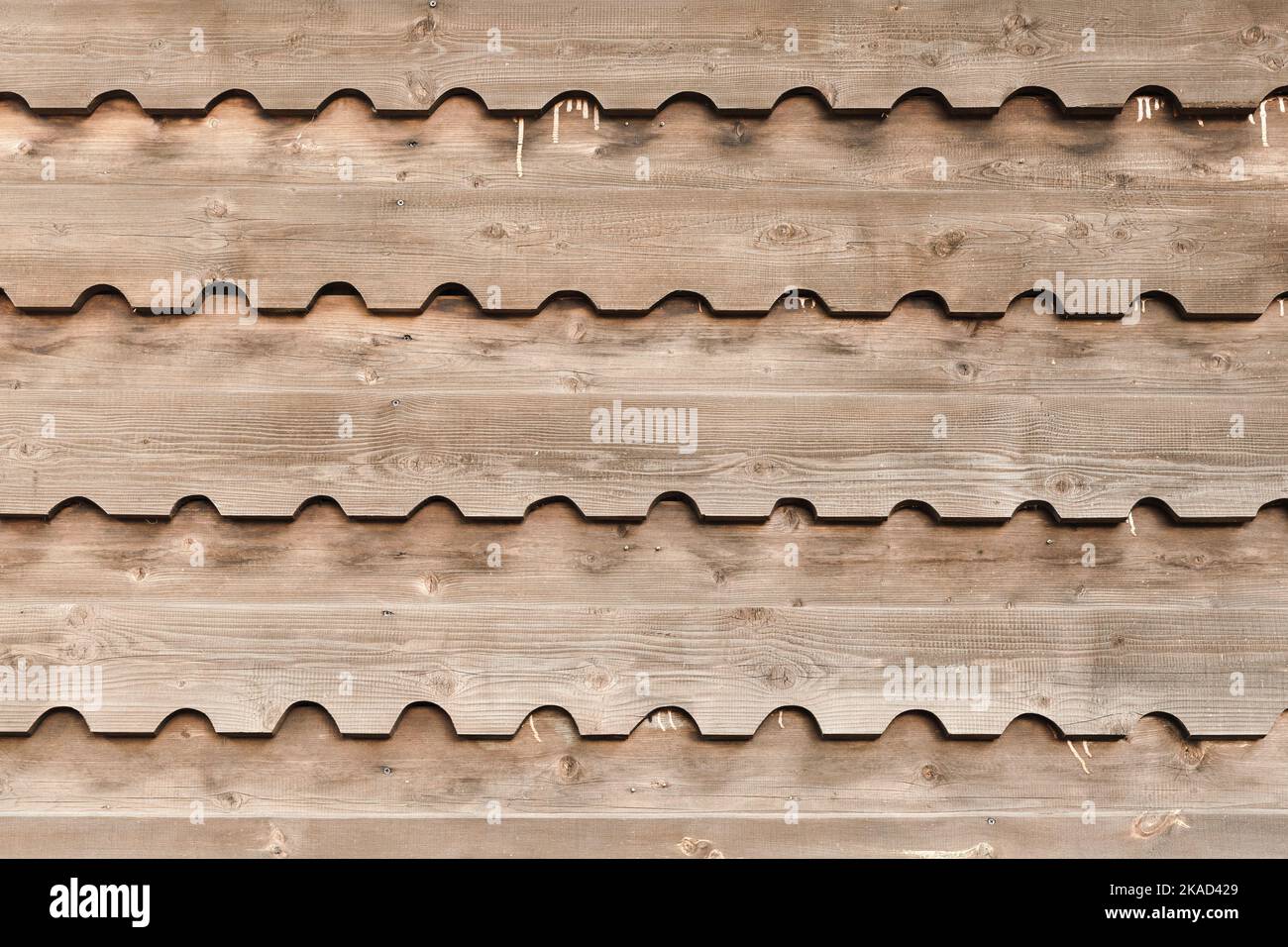 Vintage Holzwand mit dekorativem geometrischen Muster, Hintergrund Foto Textur Stockfoto