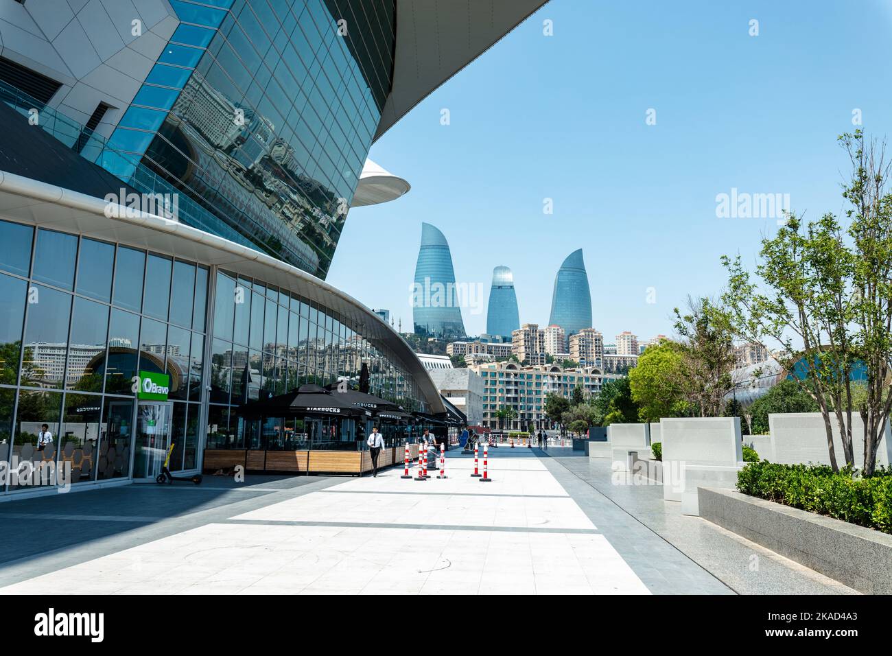 Panoramablick auf Baku - die Hauptstadt der Republik Aserbaidschan in der Nähe des Kaspischen Meeres und der Kaukasusregion. Stockfoto