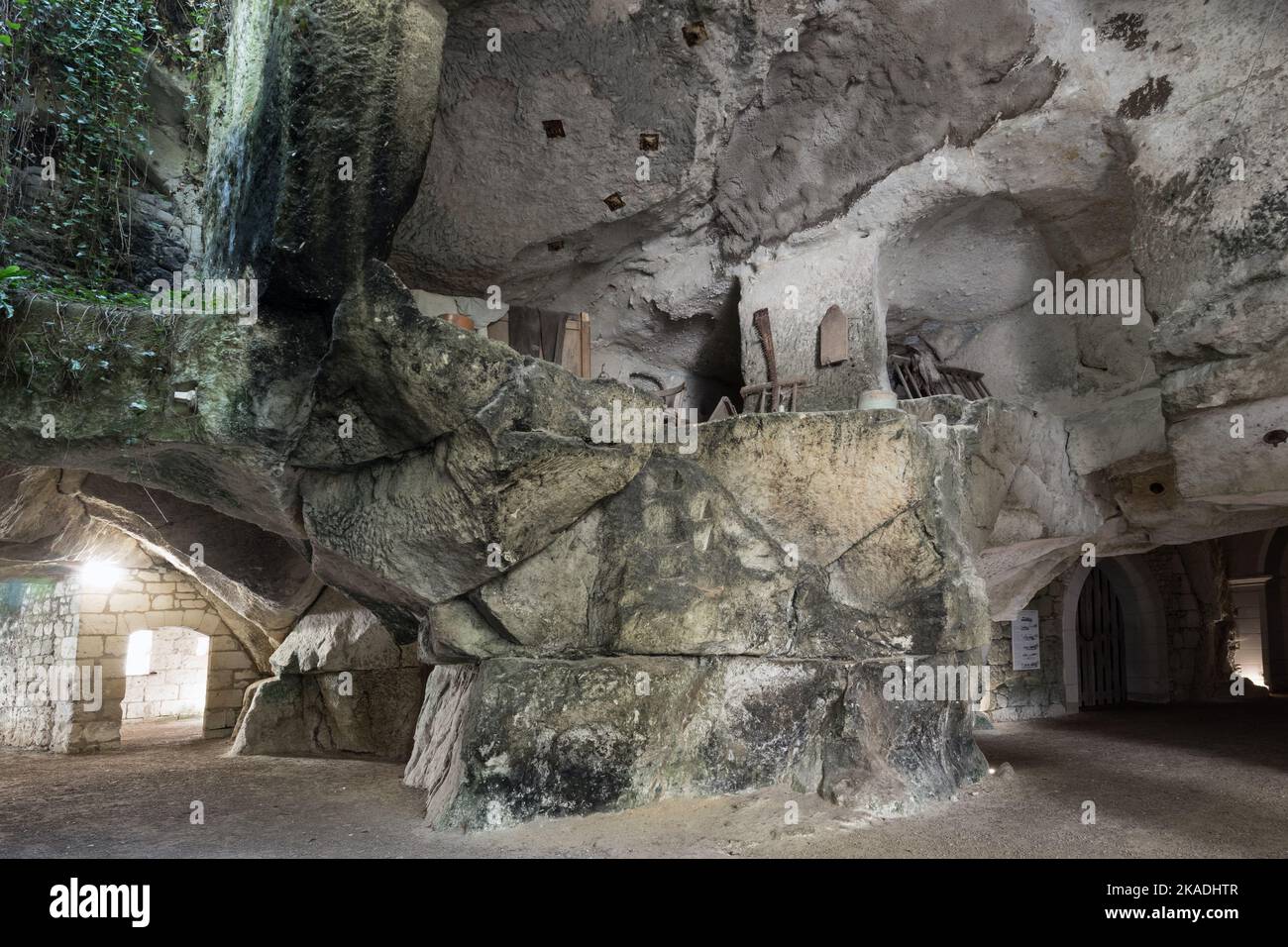 Die Grotten der Troglodyten im Dorf Souzay-Champigny in der Nähe von Saumur, Loire, Frankreich Stockfoto