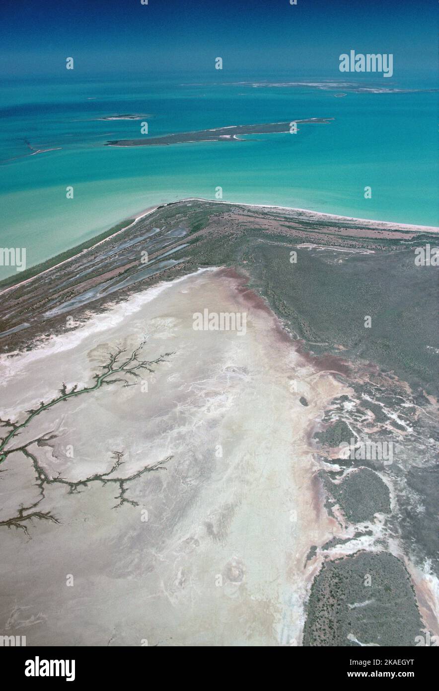 Australien. Queensland. Golf von La Spezia. Luftaufnahme der Küste östlich von Allen Island. Stockfoto