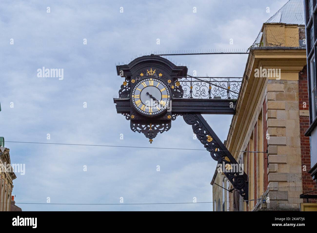 Old Clock, High Street, Winchester, Hampshire, England, Großbritannien Stockfoto