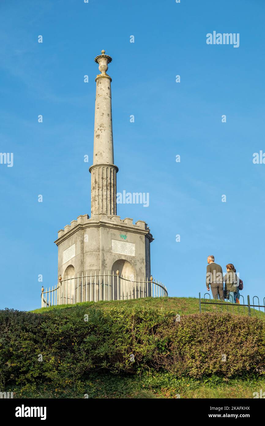 Obelisk auf Dane John Mound, Canterbury, Kent, England, Großbritannien Stockfoto