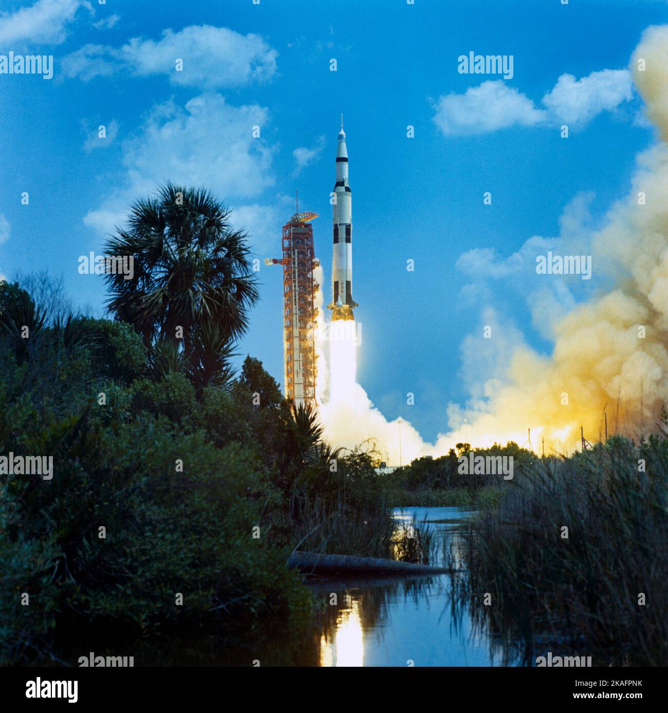 Apollo 16 Mission Saturn V Weltraumrakete startet am 16. 1972. April vom Complex 39 John. F. Kennedy Center Florida USA Stockfoto