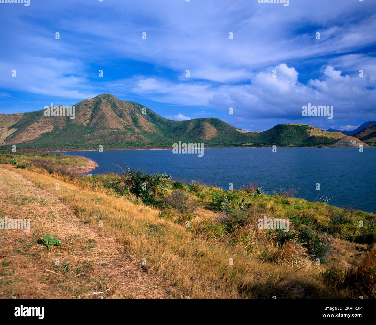 South East Peninsular St. Kitts Great Salt Pond Größte See in St. Kitts Stockfoto