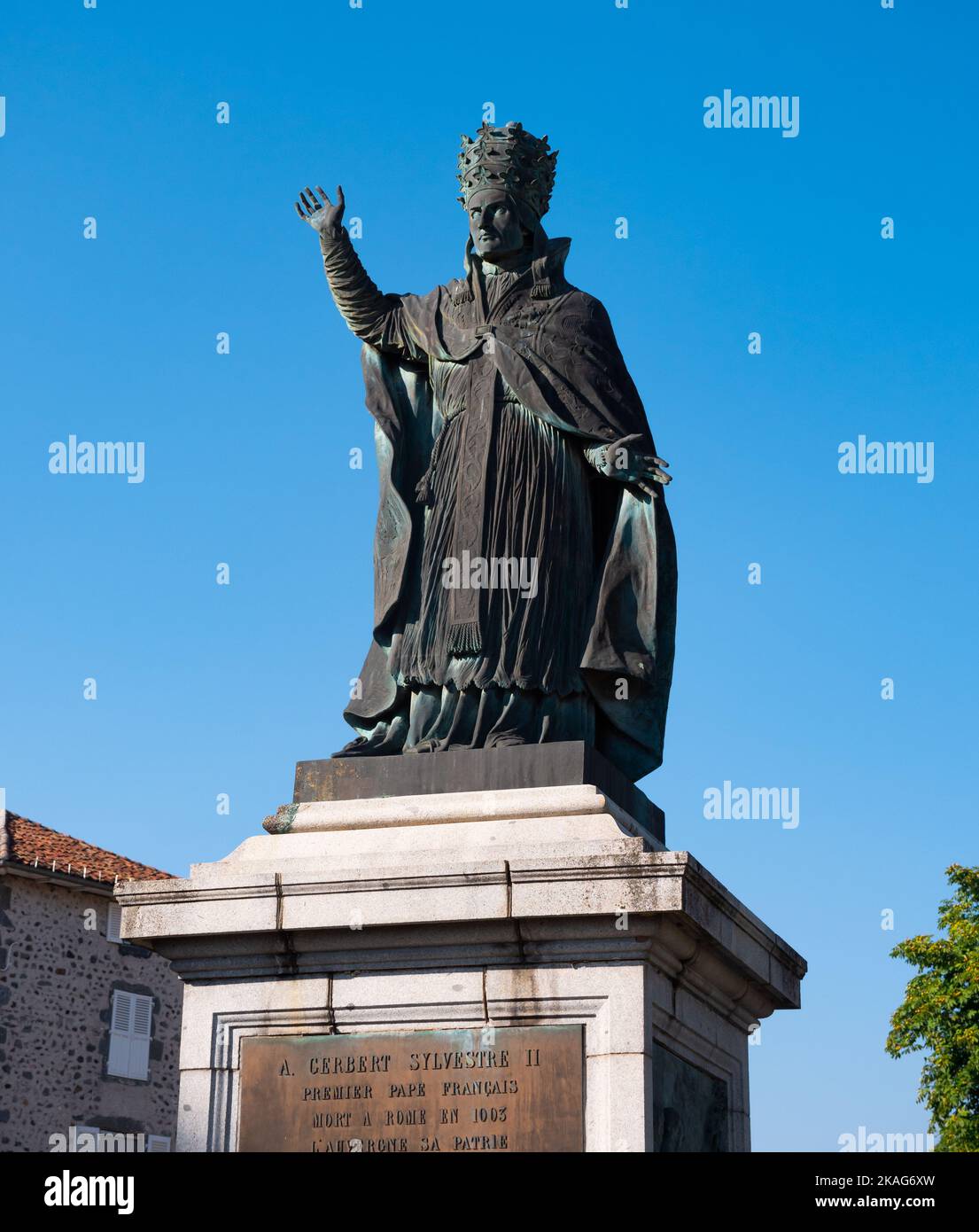 Statue von Papst Sylvester II in der französischen Stadt Aurillac Stockfoto