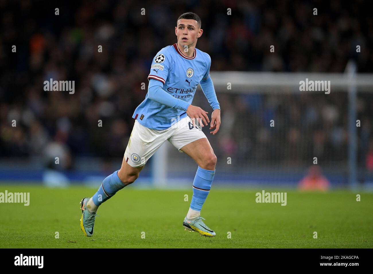City Stadium, Manchester, Großbritannien. 2.. November 2022. Champions League Football, Manchester City gegen Sevilla: Phil Foden von Manchester City Credit: Action Plus Sports/Alamy Live News Stockfoto
