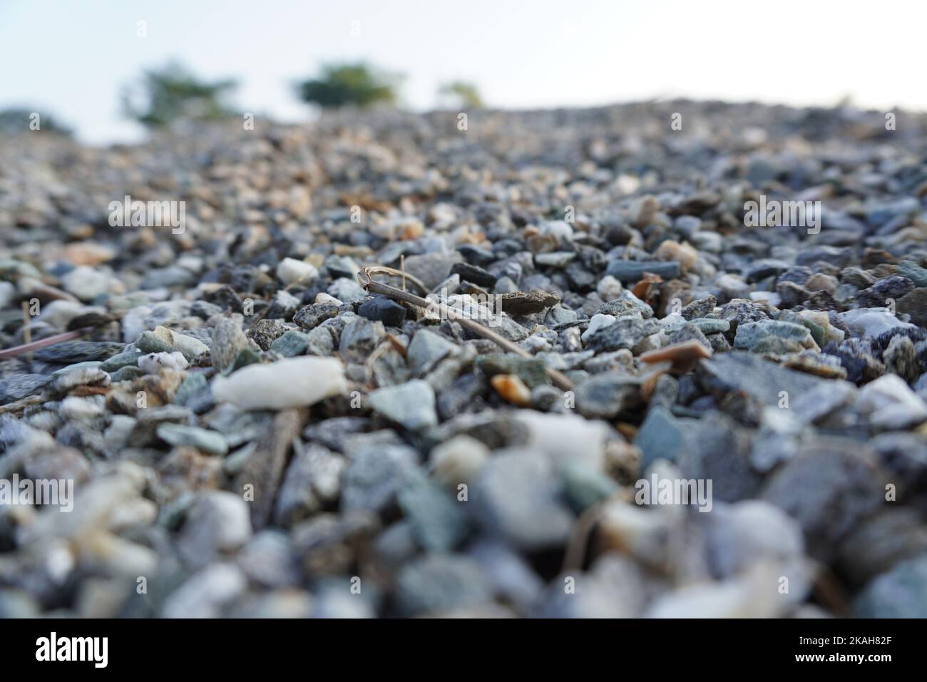 Graue Kiessteine für die Bauindustrie Stockfoto