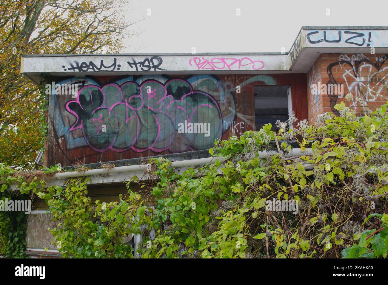 Verlassene Gebäude mit Graffiti Stockfoto