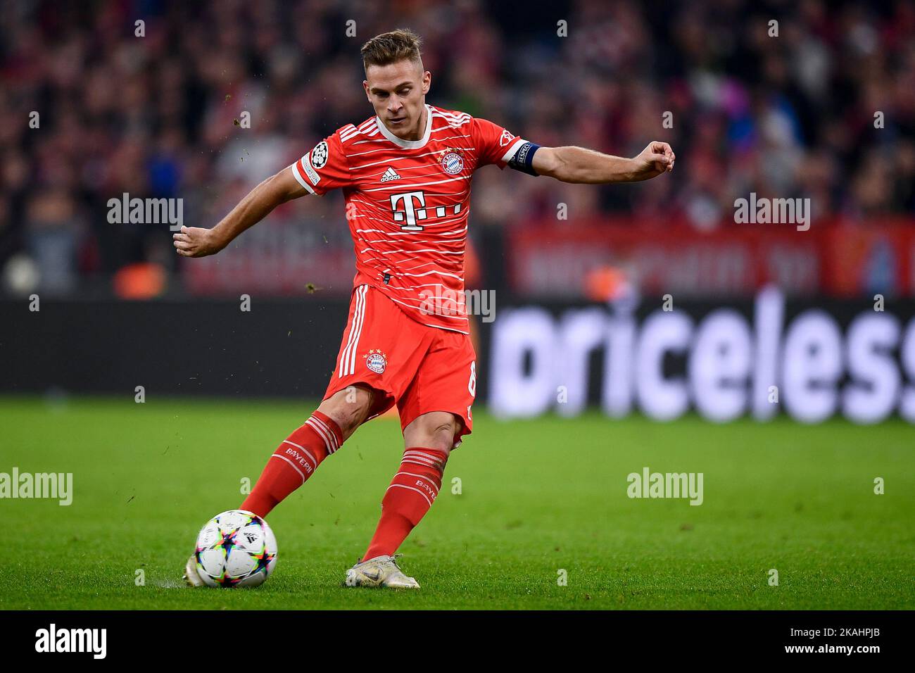 München, Deutschland. 01. November 2022. Joshua Kimmich vom FC Bayern München in Aktion während des UEFA Champions League Fußballspiels zwischen dem FC Bayern München und dem FC Internazionale. Nicolò Campo/Alamy Live News Stockfoto