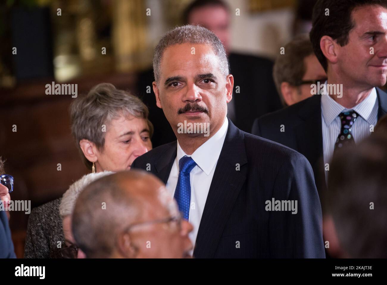 Der ehemalige Generalanwalt Eric Holder verlässt die Presidential Medal of Freedom Ceremony. (Foto von Cheriss May/NurPhoto) *** Bitte nutzen Sie die Gutschrift aus dem Kreditfeld *** Stockfoto