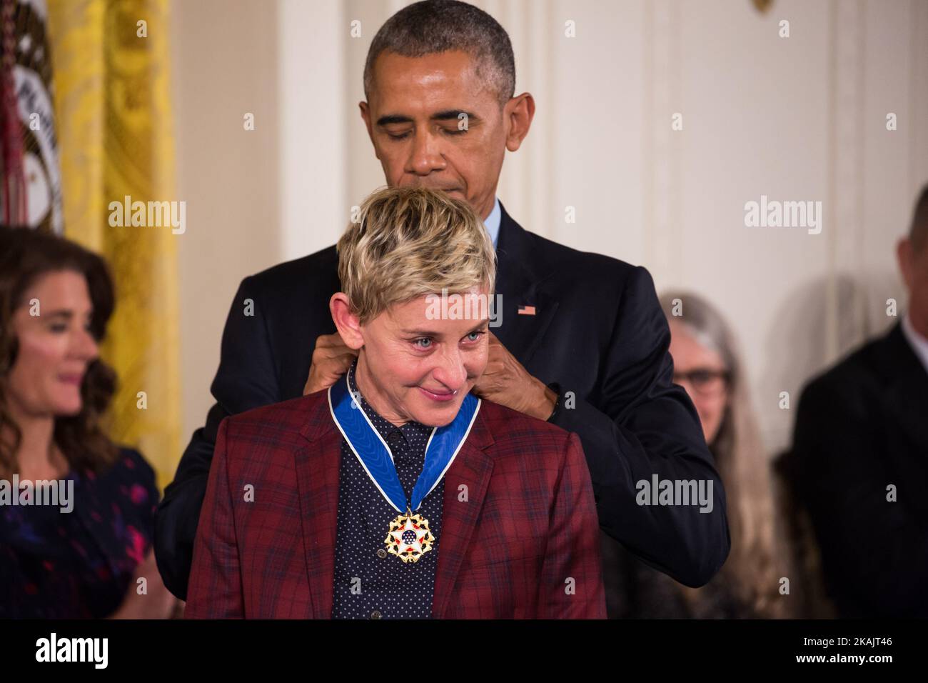 Präsident Barack Obama verlieh der Komdianin, Fernsehmoderatorin und Schauspielerin Ellen DeGeneres die Presidential Medal of Freedom (Foto: Cheriss May/NurPhoto) *** Bitte benutzen Sie die Gutschrift aus dem Kreditfeld *** Stockfoto