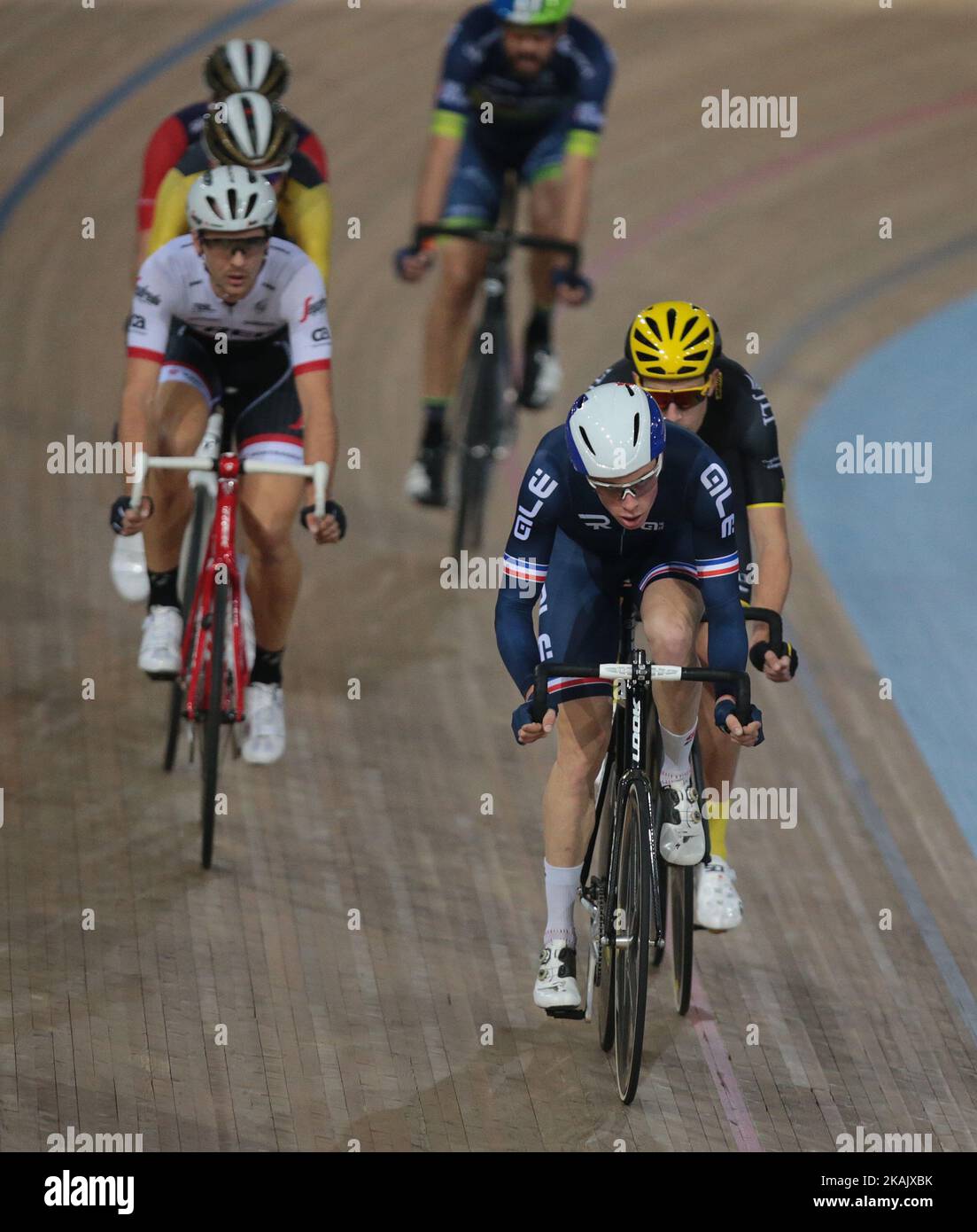 Joseph Berlin Semon of France-AlÃ© Scratch Race during Revolution Cycling Men's Elite Championship Champions League Event auf dem Velodrome, Lee Valley Velopark, Queen Elizabeth Olympic Park, London, am 02. Dezember 2016 in London, England. (Foto von Kieran Galvin/NurPhoto) *** Bitte benutzen Sie die Gutschrift aus dem Kreditfeld *** Stockfoto