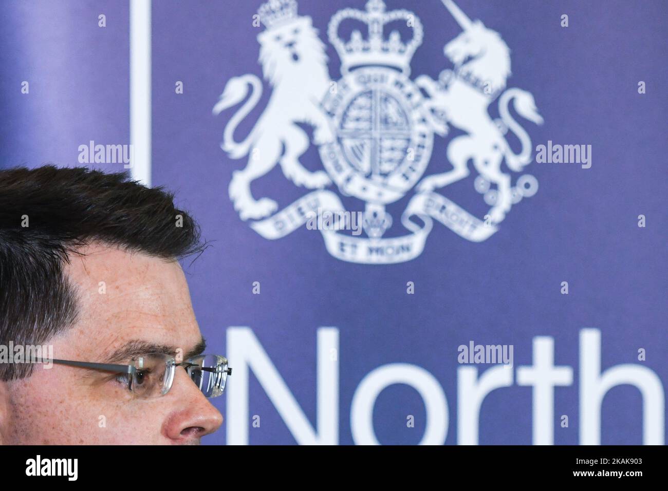 Der nordirische Sekretär James Brokenshire sprach im Stormont House in Belfast, wo er eine Schnellwahl zur Stormont-Versammlung für März 2 ankündigte. Am Montag, den 16. Januar 2017, in Belfast, Nordirland, Großbritannien. Foto von Artur Widak *** Bitte nutzen Sie die Gutschrift aus dem Kreditfeld *** Stockfoto