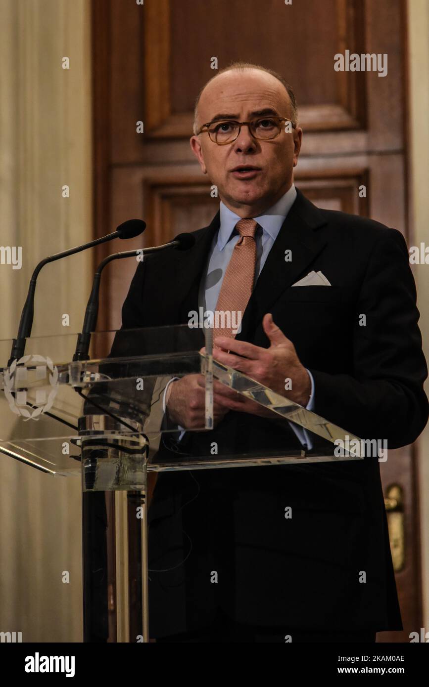 Der französische Premierminister Bernard Cazeneuve in Griechenland, am 3. März 2017 in Athen (Foto: Wassilios Aswestopoulos/NurPhoto) *** Bitte nutzen Sie die Gutschrift aus dem Kreditfeld *** Stockfoto