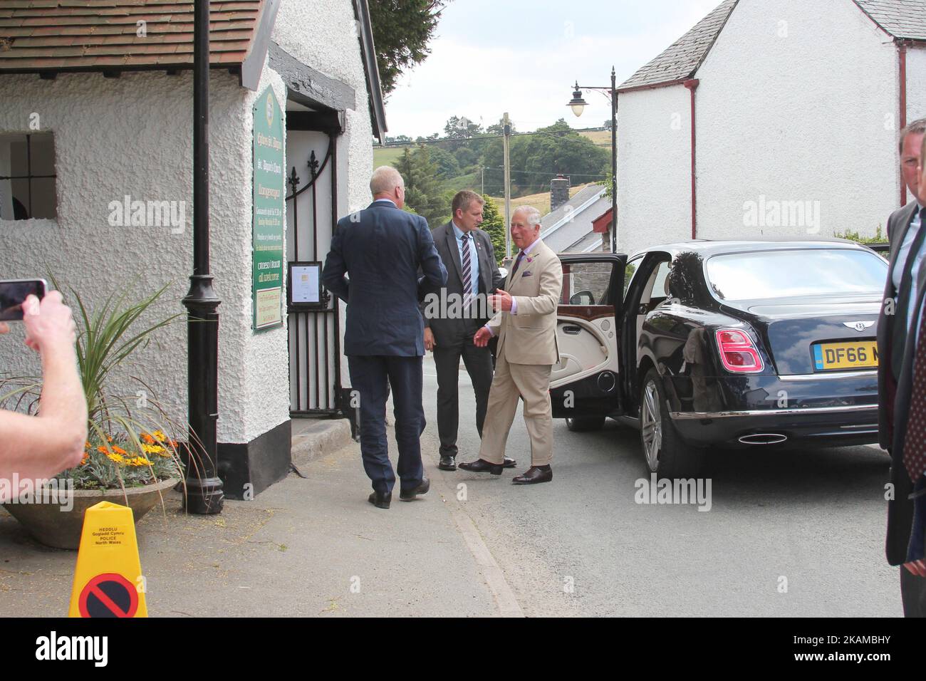 Prinz Charles der Prinz von Wales besucht Nordwales Stockfoto